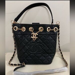 GWP  Beauty small Chanel bag